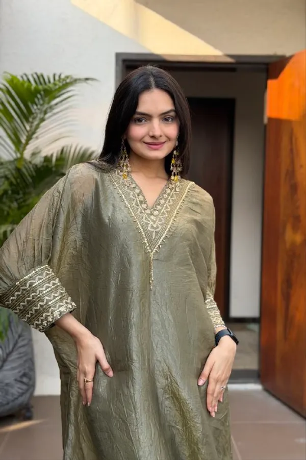 Glazed_Olive_Crush_Silk_Set.