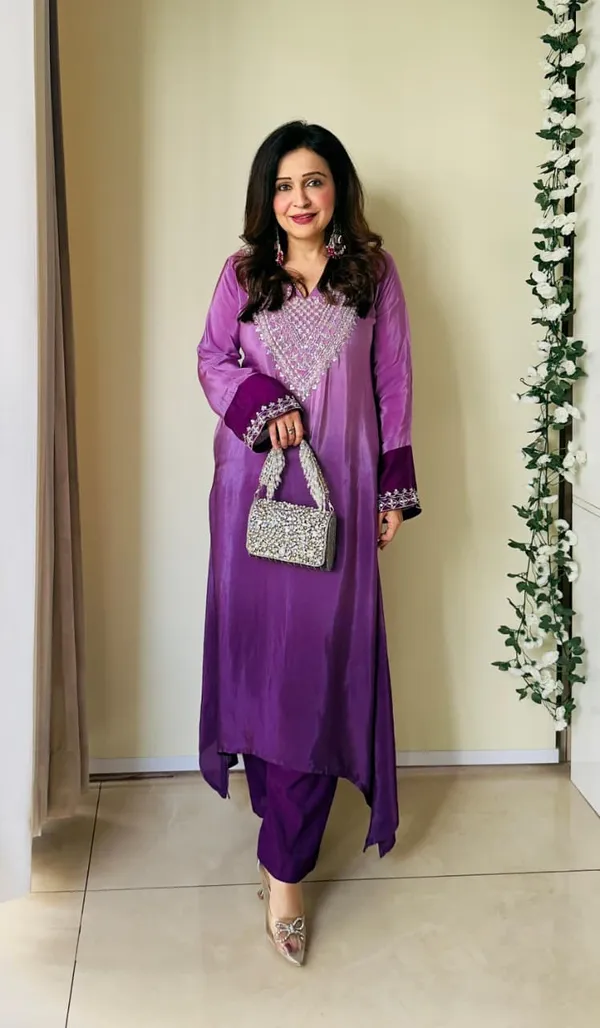 Gulnaar_Plum_Ombre_Kurta_Set
