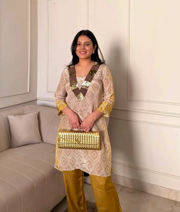 Ivory_Gold_Ethnic_Set