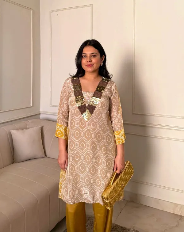 Ivory_Gold_Ethnic_Set