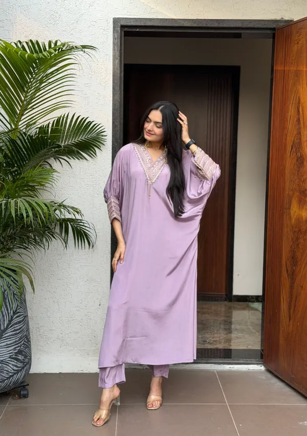 Lavender_Crape_Silk_Embroidered_Kaftan_Kurta