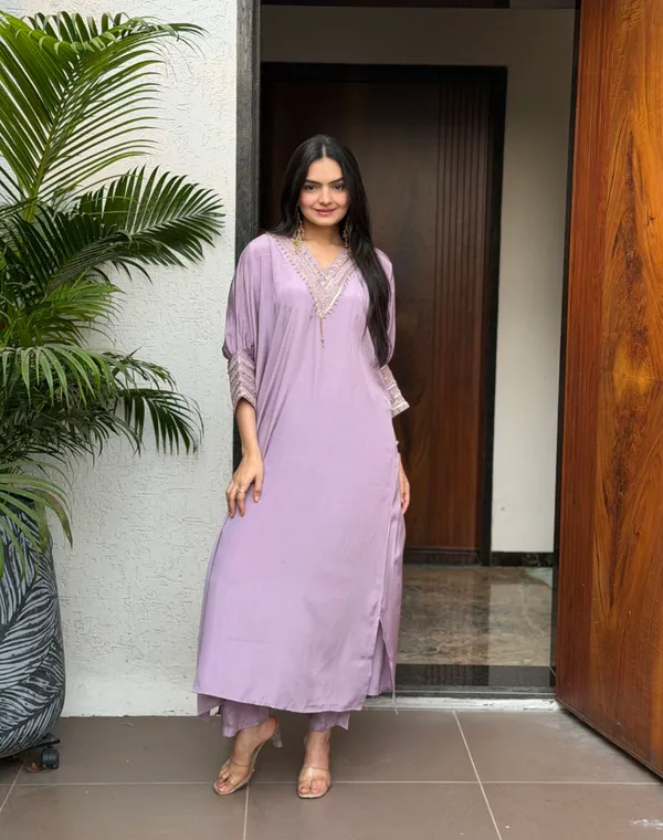 Lavender_Crape_Silk_Embroidered_Kaftan_Kurta