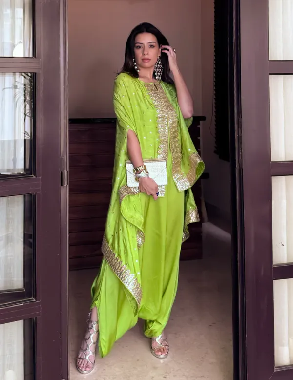 Lime_Green_Cape_Set
