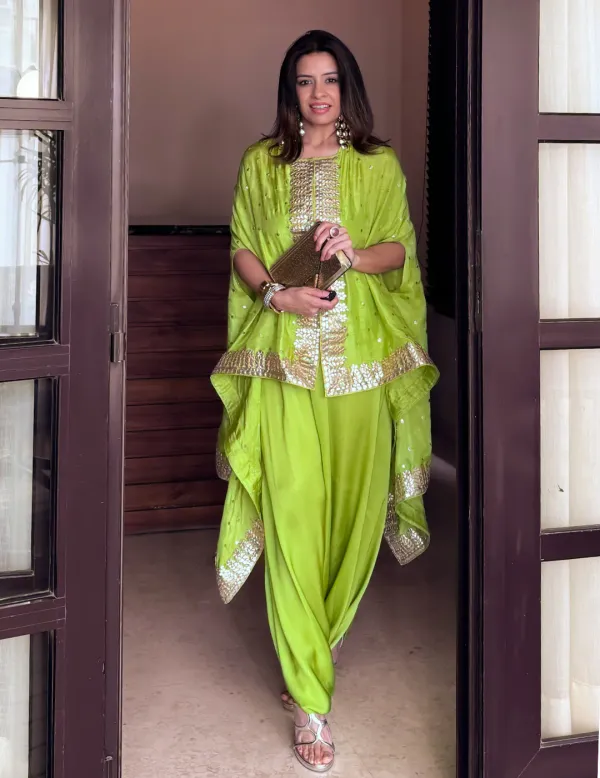 Lime_Green_Cape_Set