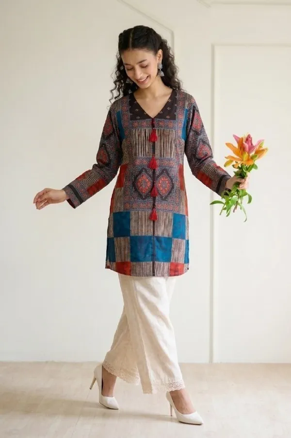 Midnight_Bloom_Modal_Kurta