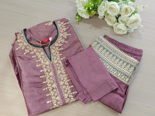 Embroidered_Silk_Charm_Set