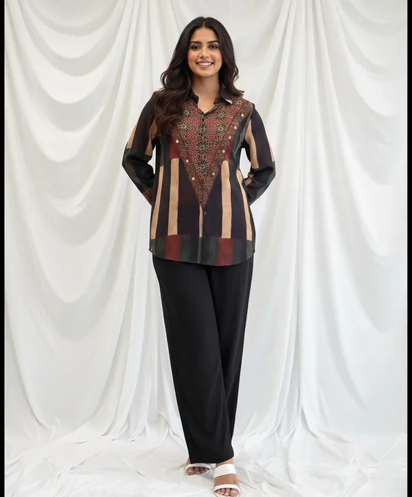 Modern_Mosaic_Crepe_Top