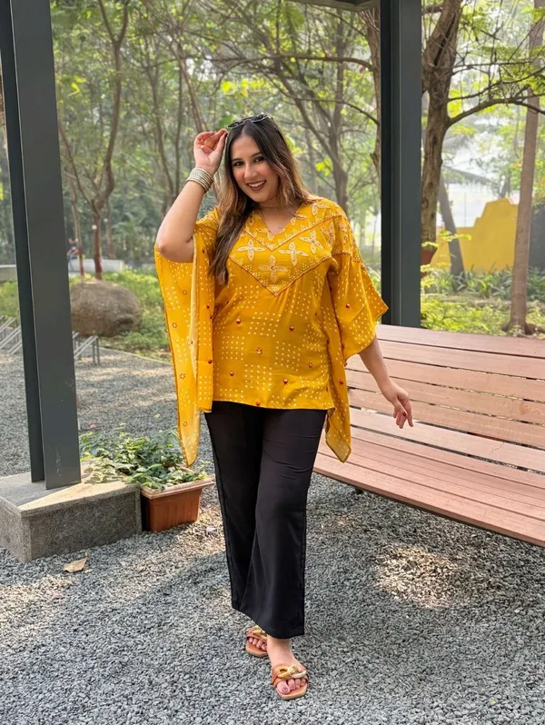 Mustard_Floral_Motif_Statement_Kaftan