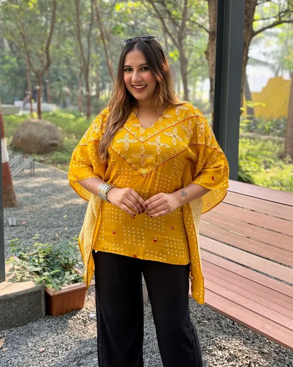 Mustard_Floral_Motif_Statement_Kaftan