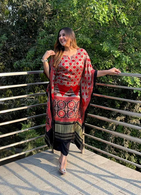 Crimson_Heritage_Ajrakh_Kaftan_in_Modal__Gajji