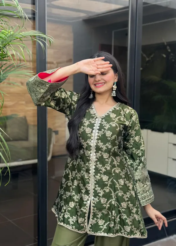 Royal_Charm_Olive_Green_Co-ord_Set