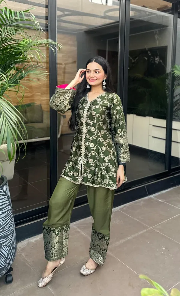 Royal_Charm_Olive_Green_Co-ord_Set