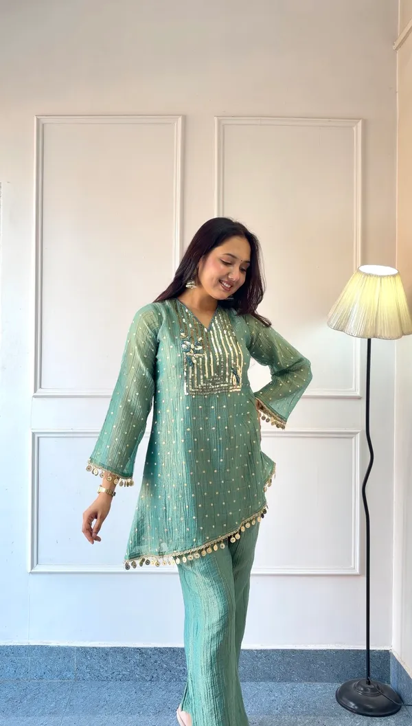 Teal_Zari_Dot_Festive_Co-ord_Set