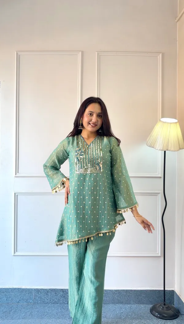 Teal_Zari_Dot_Festive_Co-ord_Set