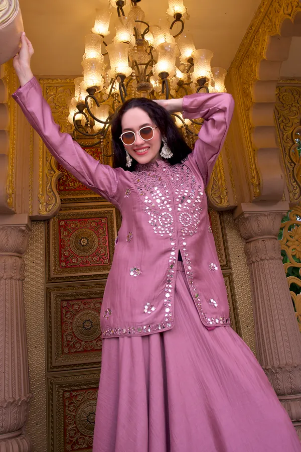 Twirl_in_Mauve