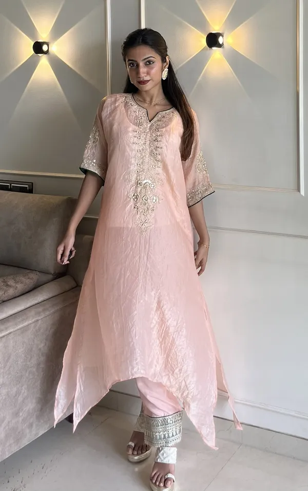 Embroidered_Silk_Charm_Set