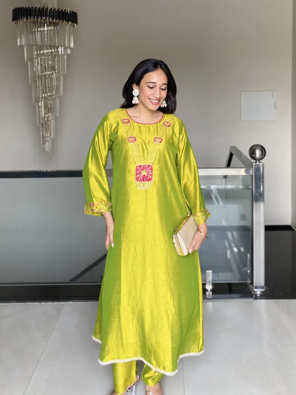 Pistachio_Phool_Kurta_Set