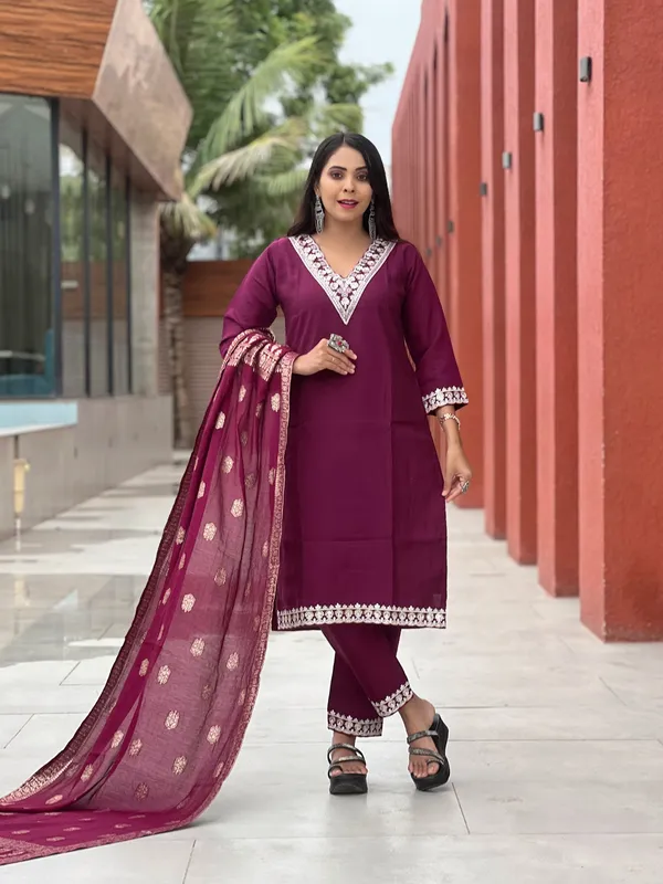 Maroon_Soft_Silk_Embroidered_Kurti,_Pent_with_Dupatta_Set