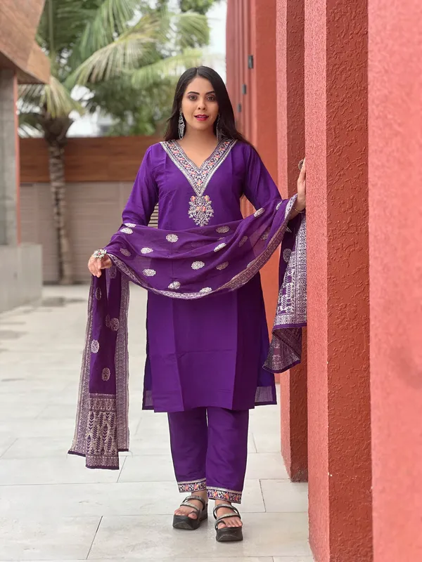 Purple_Soft_Silk_Embroidered__Kurti,_Pent_with_Dupatta_Set
