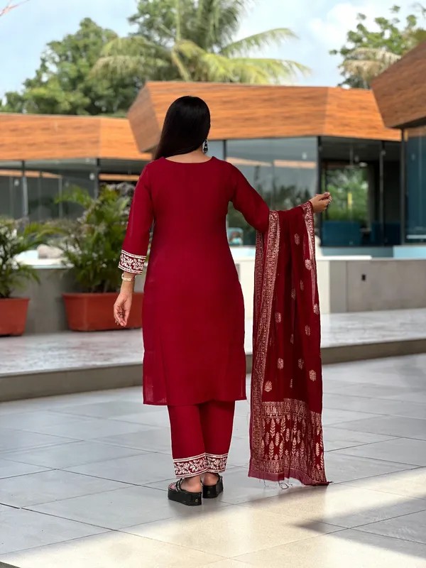 Red_Soft_Silk_Embroidered_Kurti,_Pent_with_Dupatta_Set