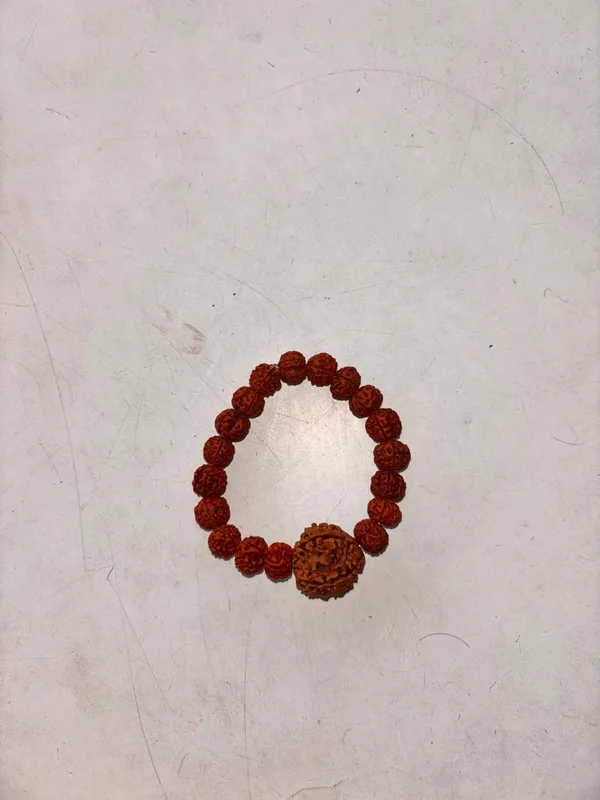 Brown_7_Mukhi_&_5_Mukhi_Nepali_Rudraksh_Bracelet_For_Men_&_Women