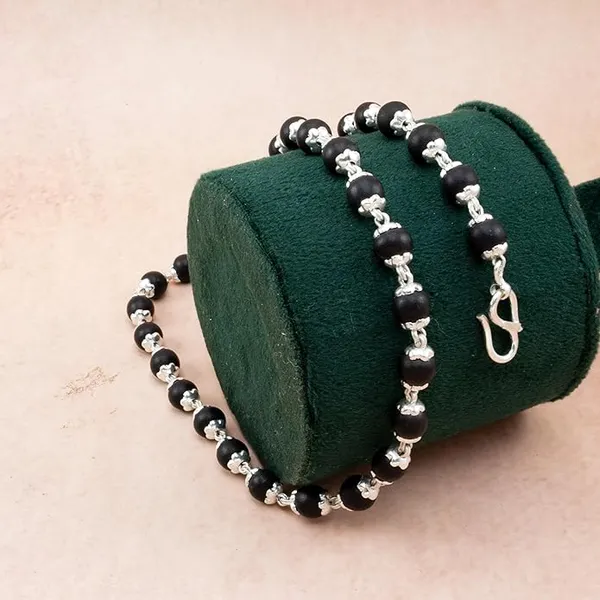 Black_Karungali_Malai_Silver_Cap_Plated_Necklace_For_Men_&_Women