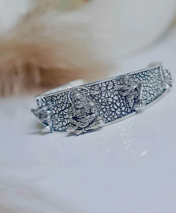 Silver_Plated_Bajrang_Bali_Kada_For_Men_&_Women