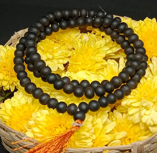 Black_Natural_Unpolished_Karungali_Malai_Ebony_Wood_Mala_(8_MM)