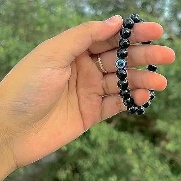 Black_Lightweight_Gemstone_Bracelet_For_Men_&_Women