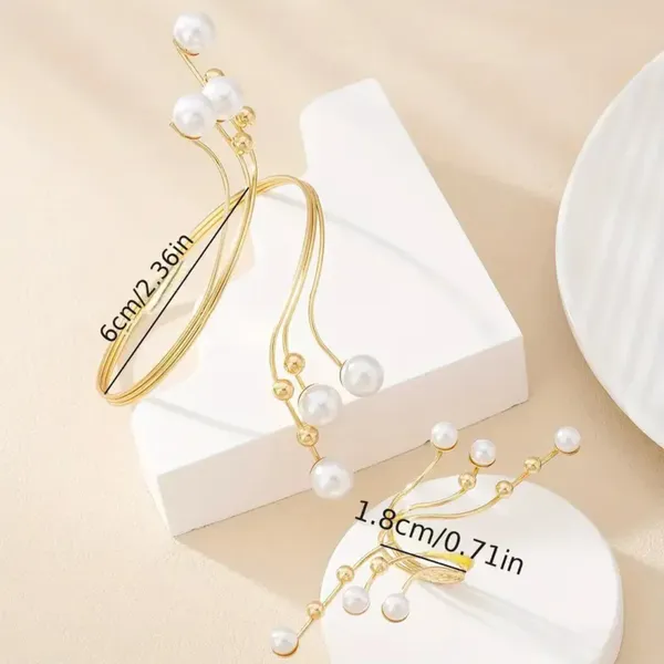 Pearl_bracelet_and_ring_