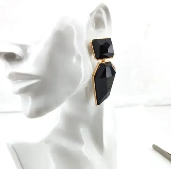 Geometric_Big_Dangle_Black_earrings_Irregular_square_shape_stylish_Earrings
