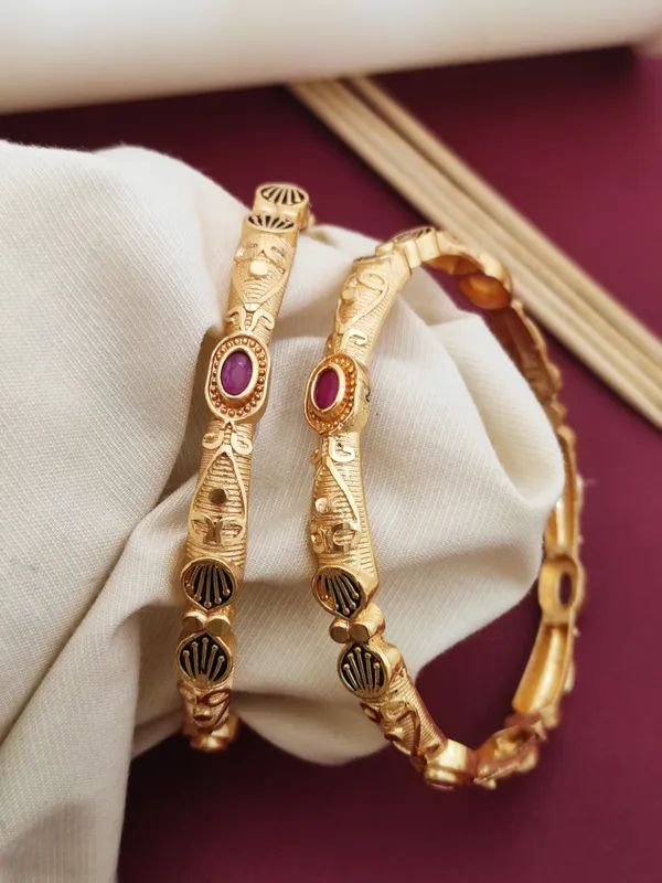 Beautiful_Designer_Bangles_With_Ruby_Stones_Pack_Of_2_Pcs_(_1_Pair_)