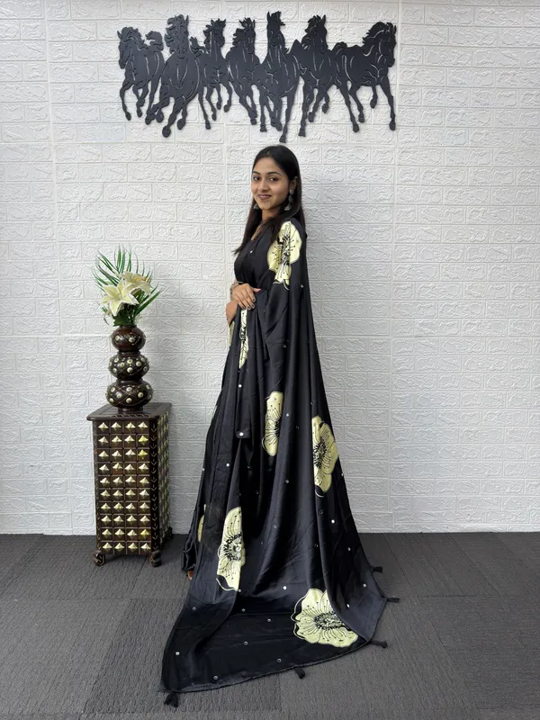 Pure_Japan_Satin_Real_Miror_Work_Ajrak_Print_Saree