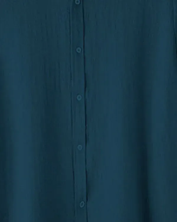 Men’s_Casual_Blue_Shirt_in_Premium_Fabric_with_Relaxed_Fit