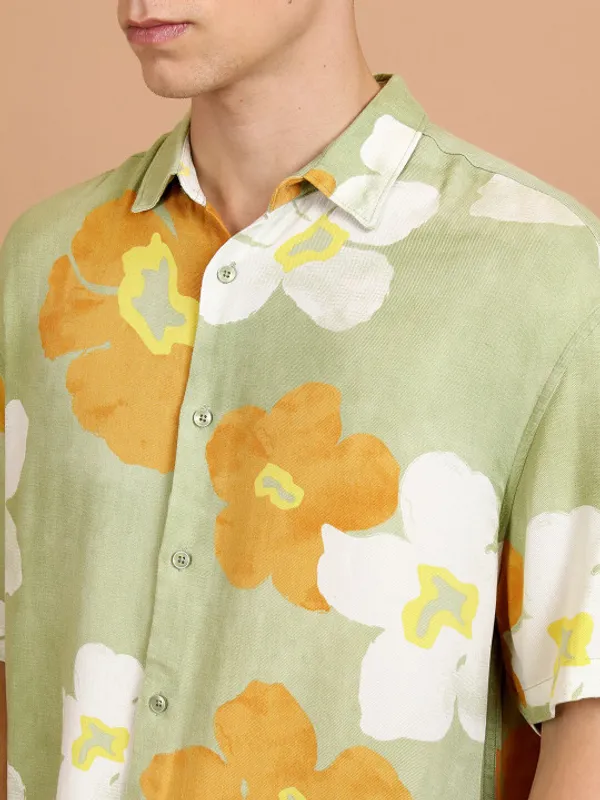 Stylish_Printed_Half_shirt_for_Men
