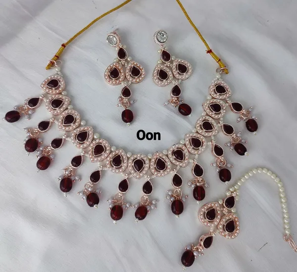 Kundan_Polki_Pearl_Necklace_Set