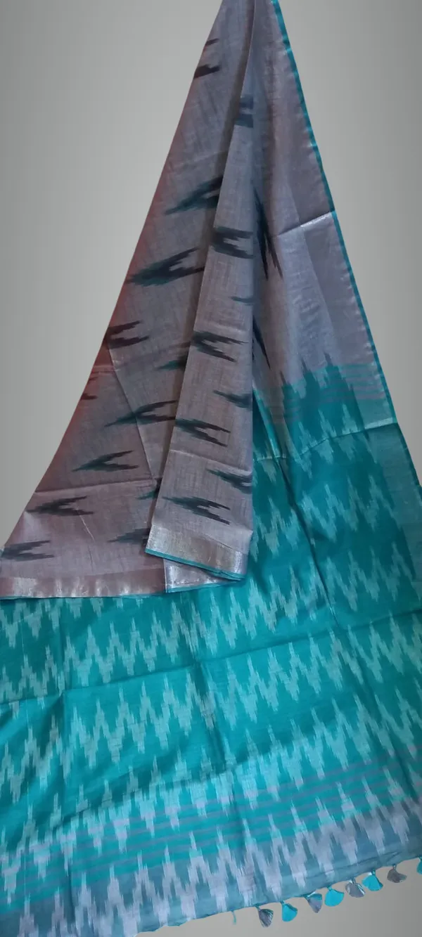 Blue_And_Grey_Cotton_Blend_Premium_Ikkat_Saree_Forwomen