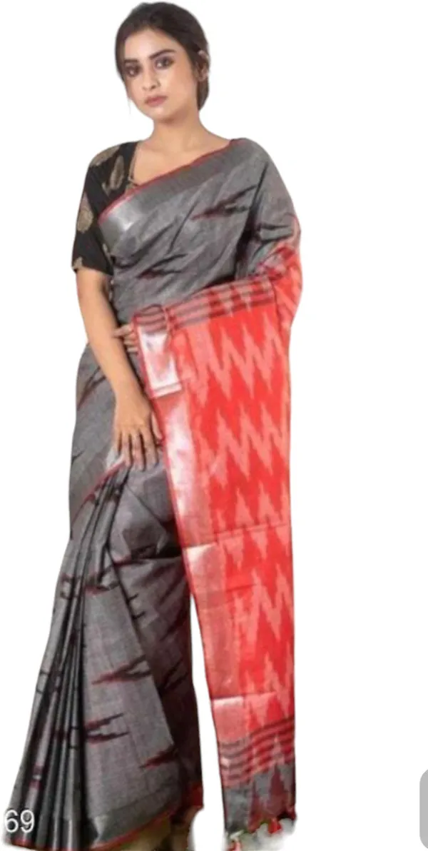 Grey_Cotton_Blend_Premium_Ikkat_Saree_For_Women