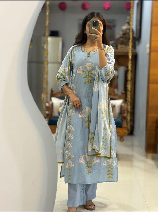 Pure_Cotton_Kurta_and_Pants_with_Dupatta