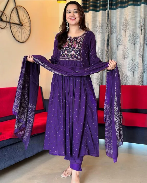 Pure_Cotton_Kurta_and_Pants_with_Dupatta