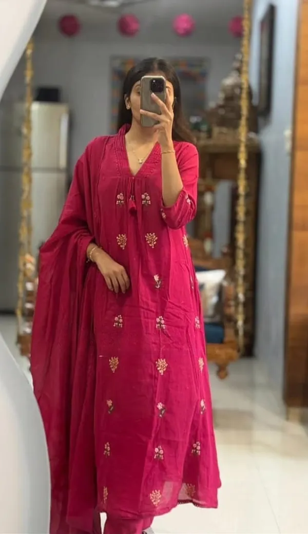 Pure_Cotton_Kurta_and_Pants_with_Dupatta