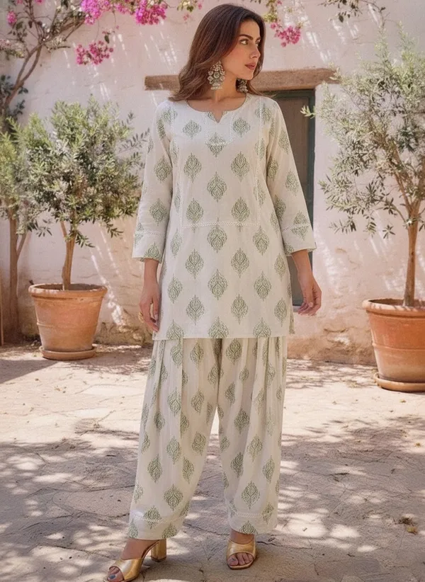 Kurta_and_Salwar_set
