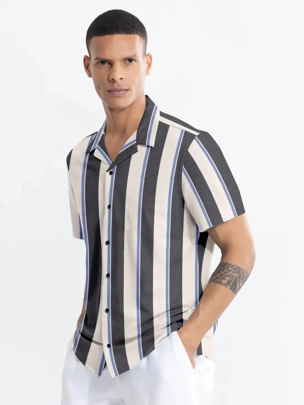 Fashion_Trendy_Polycotton_Striped_Half_Sleeve_Shirt