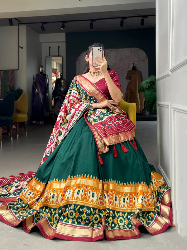 Green_Premium_&_Elegant_Dola_Silk_Lehenga_Choli_For_Women