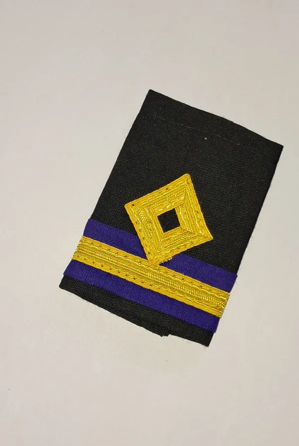 Black_base_and_Golden_stripes_Professional_Epaulettes_for_Fourth_Engineer_Officer_Merchant_Navy_Officer
