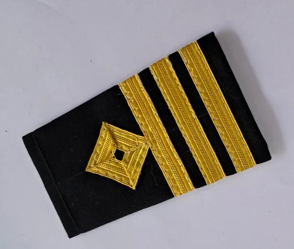 Black_base_and_Golden_stripes_Professional_Epaulettes_for_ChiefEngineer_Officer_Merchant_Navy_Officer