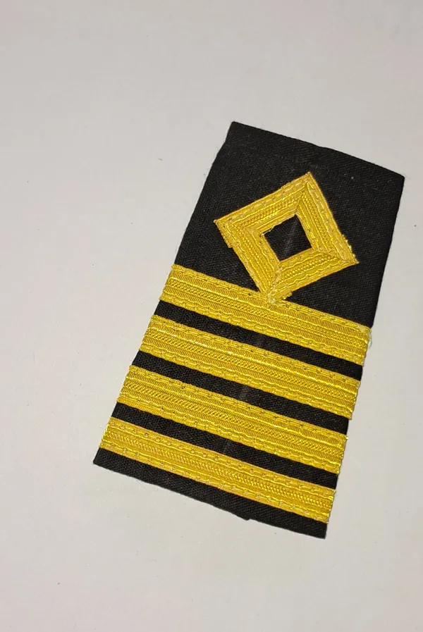 Black_base_and_Golden_stripes_Professional_Epaulettes_for_Master_Captain_Merchant_Navy_Officer