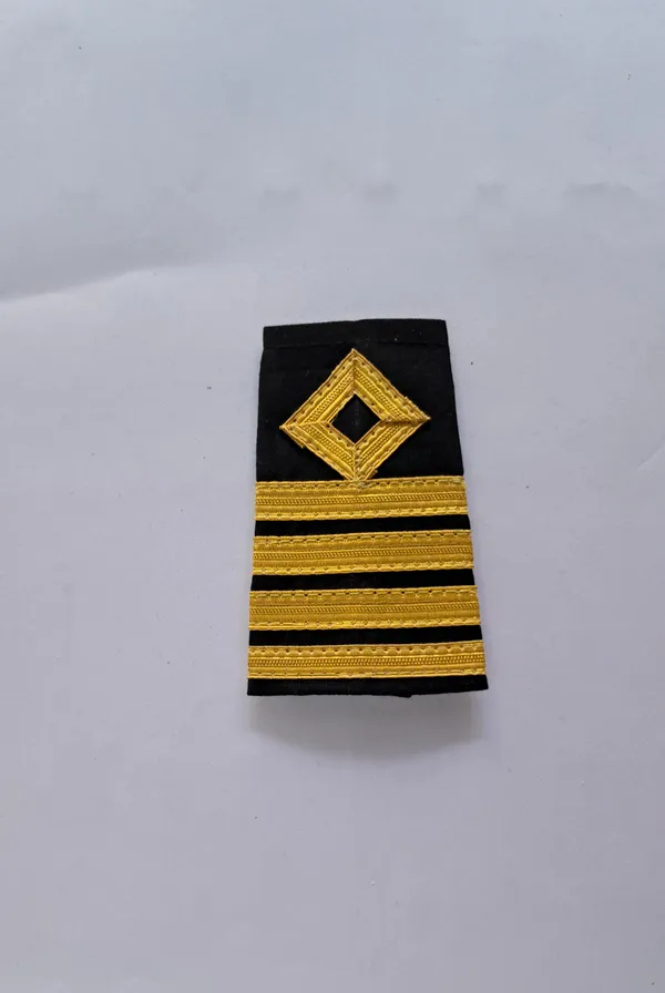 Black_base_and_Golden_stripes_Professional_Epaulettes_for_Master_Captain_Merchant_Navy_Officer