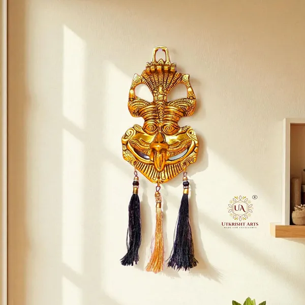 Metal_Handcrafted_Kirthimukha_for_Home_Entrace_Wall_Hanging/Keerthi_Mukudu_Mask