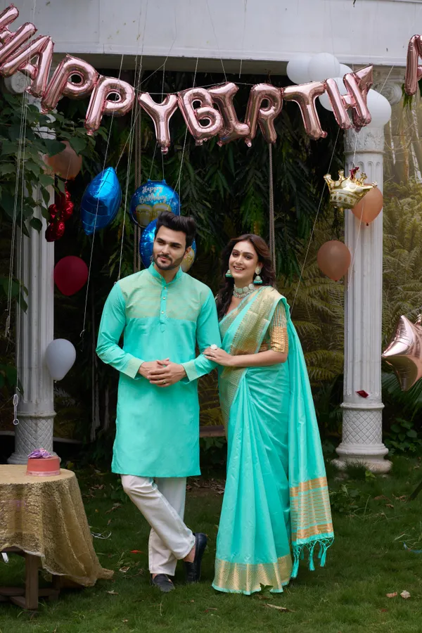 Aishwaria_Teal_Couple_Dress_Silk_Saree_&_Kurta